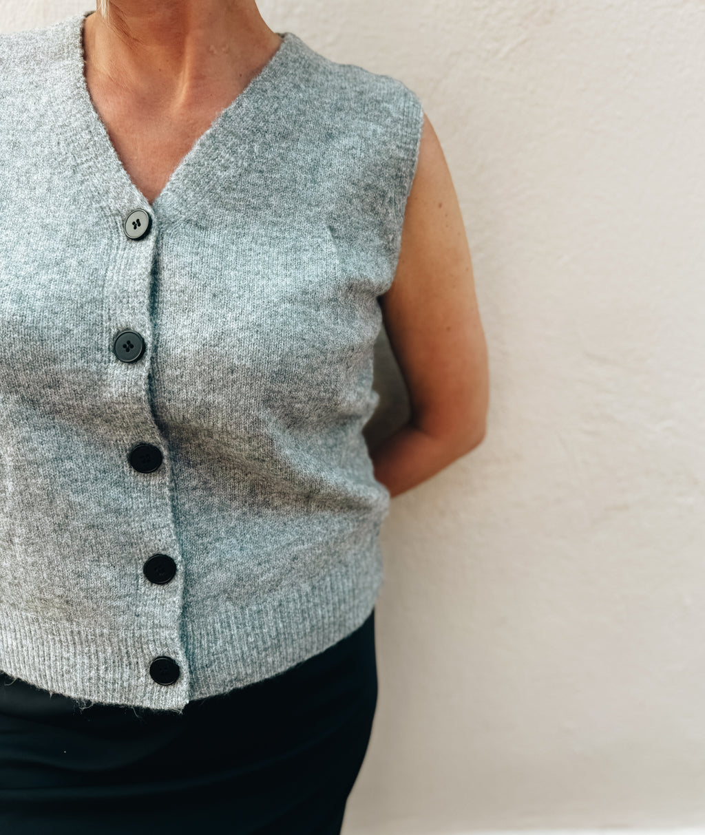 Lola Vest